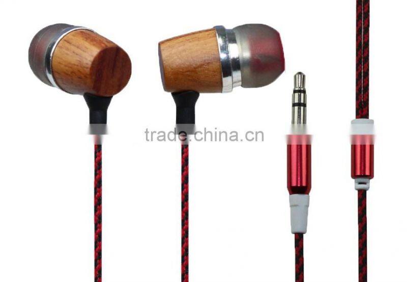 Free sample wood earphones in ear stereo with good sound earpiece