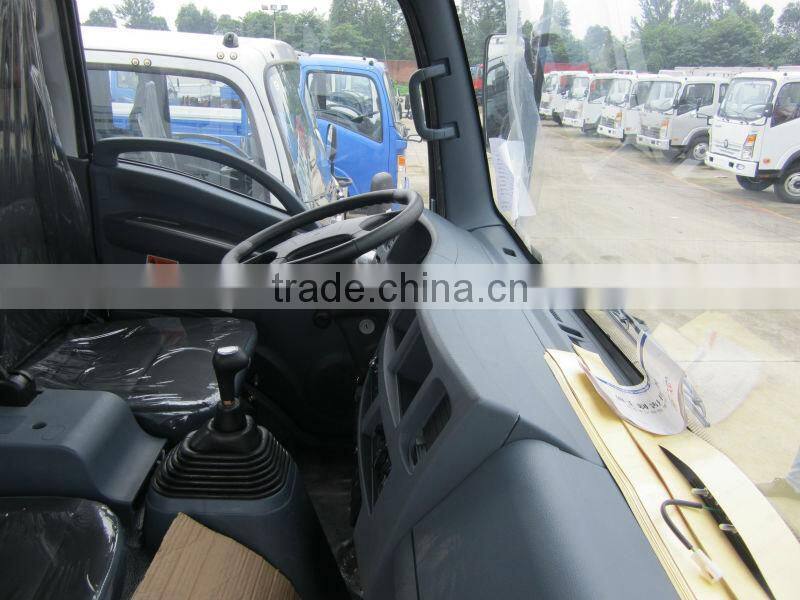 SINOTRUK LIGHT 4*2 Chinese MINI TRUCK