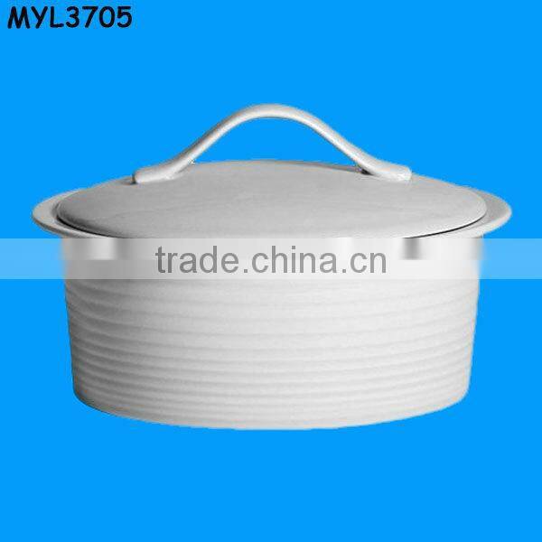 ceramic white spiricle casserole pot with portable lid