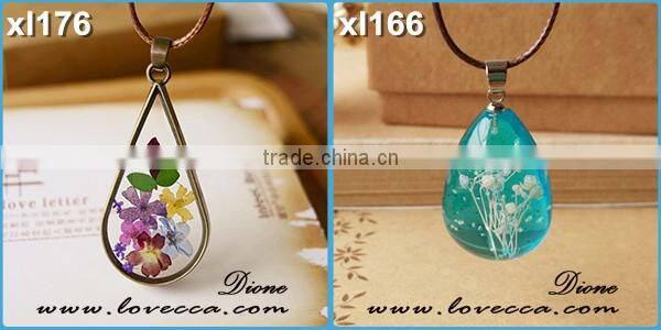 Unisex Fashion Natural Real Dried Flower Round Glass Pendant Necklace New Jewelry