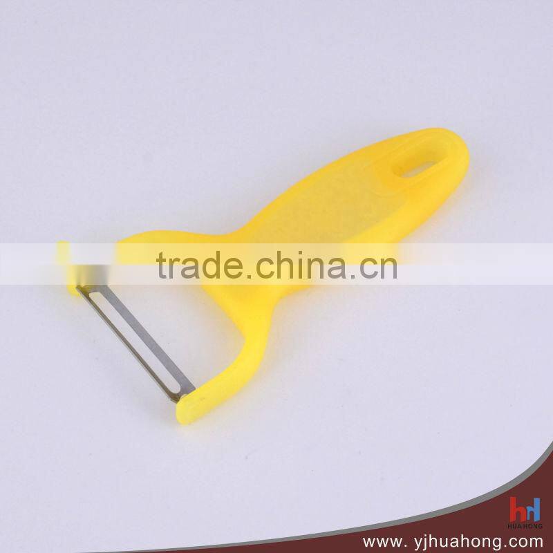 Wholesale Price Kitchen Vegetable Fruit Plastic Peeler HPL-12