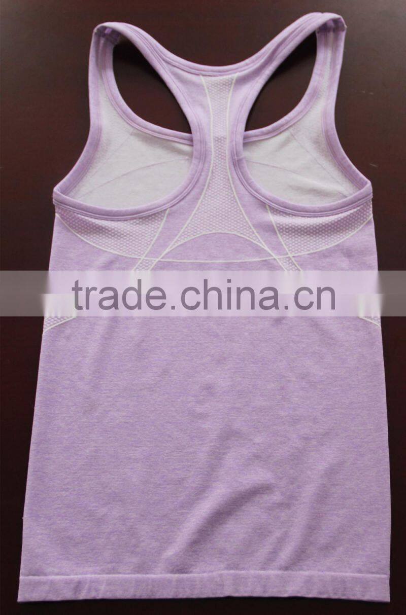 seamless moisture wicking tank top