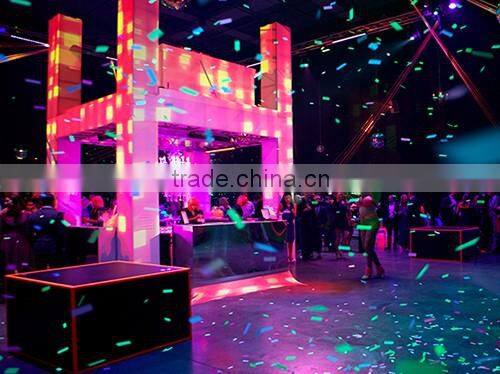 China Mini Projector 6in1 High Beam Laser Light Cheap DJ Decoration Par Light with Battery