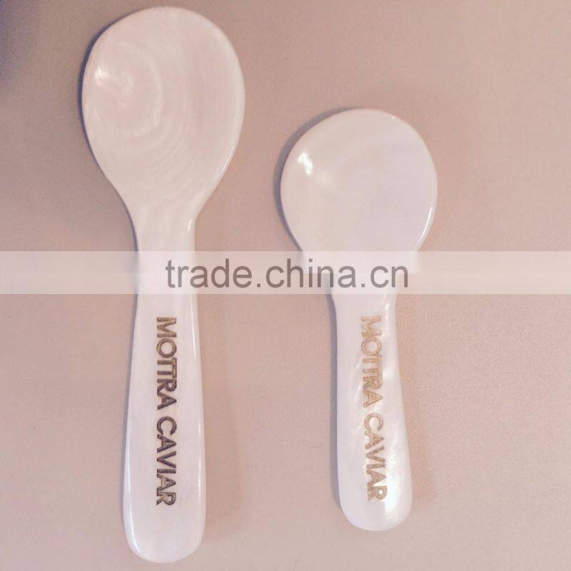 Caviar Mother of pearl spoon from VITRAPRO