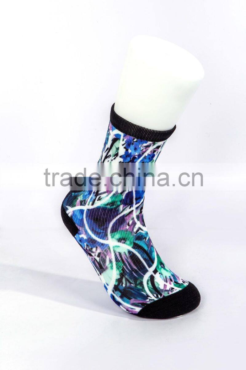 360 degree seamless digital printing brightly colored cartoon cotton socks