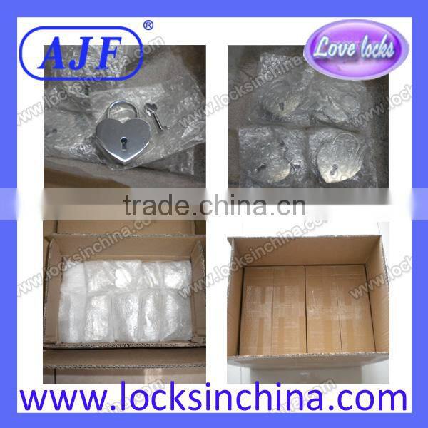 2014 hot selling promotional gift metal padlock for valentines day