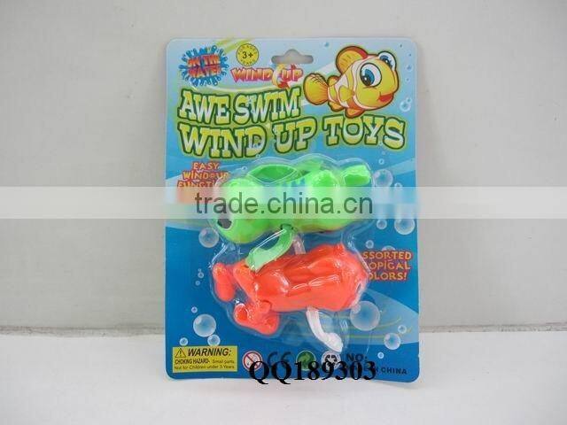 Pully wonderfull wind up plastic boats toys cute plastic wind up toy swiming boat