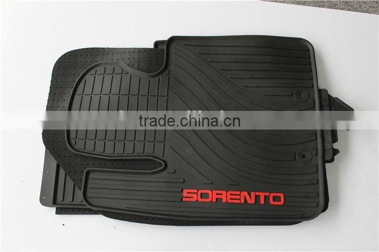 Automotive multi-season protection floor mat liner for kia sorento