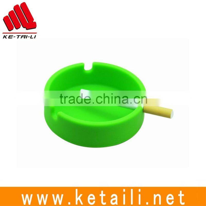 Best Selling Custom Design Silicone Rubber Round Gift Smoking Accessories Ashtray Supplier