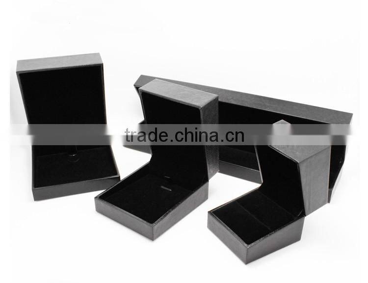 High-grade Custom Logo Print Plastic Gift Case For Pendant Bangle Bracelet Earrings