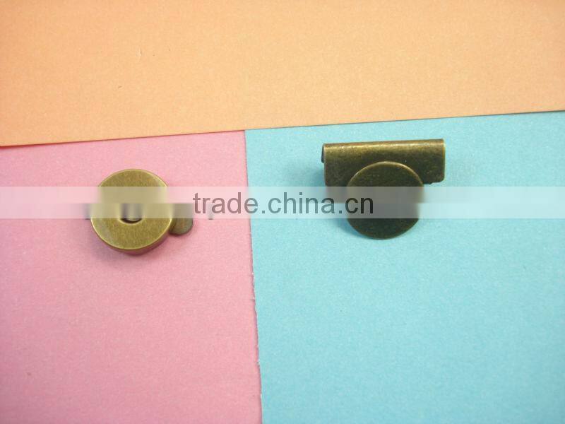 Factory wholesale handbags hardware 14mm magnetic button