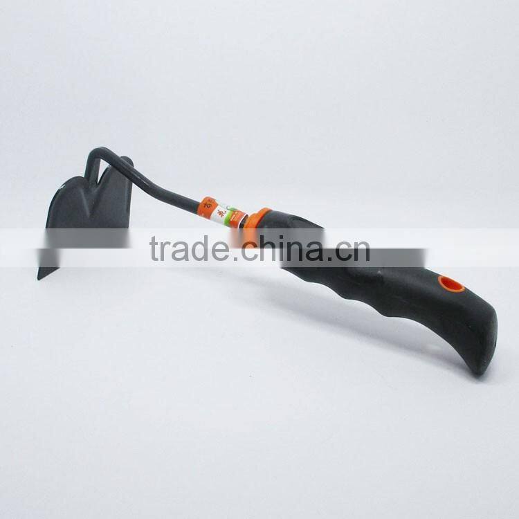 New style and high quality carbon steel blade meterial garden hoe manual garden hoe with plastic handle