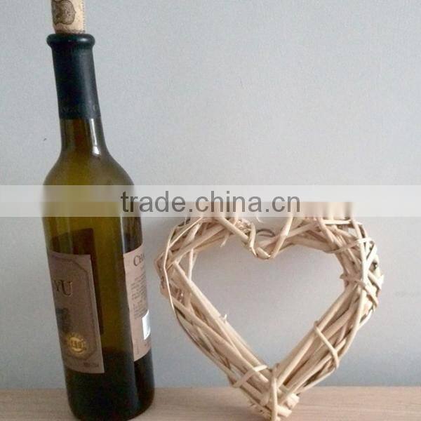 heart shaped wicker baskets wholesale