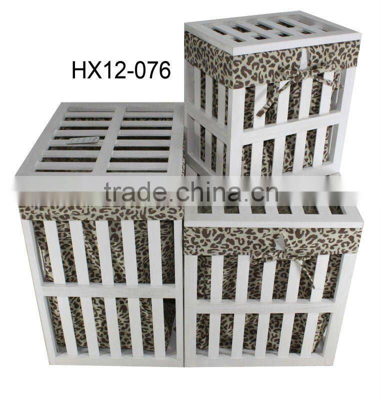 Storage wood crate with lid