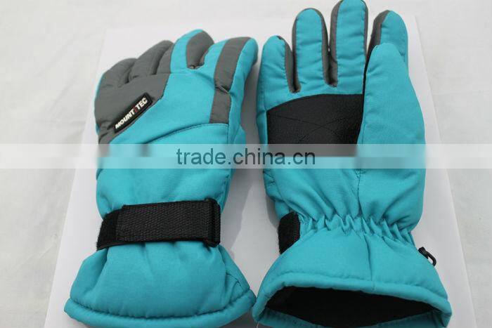 Ski gloves winter sport keep warm riding gloves, comfortable and cheap gloves