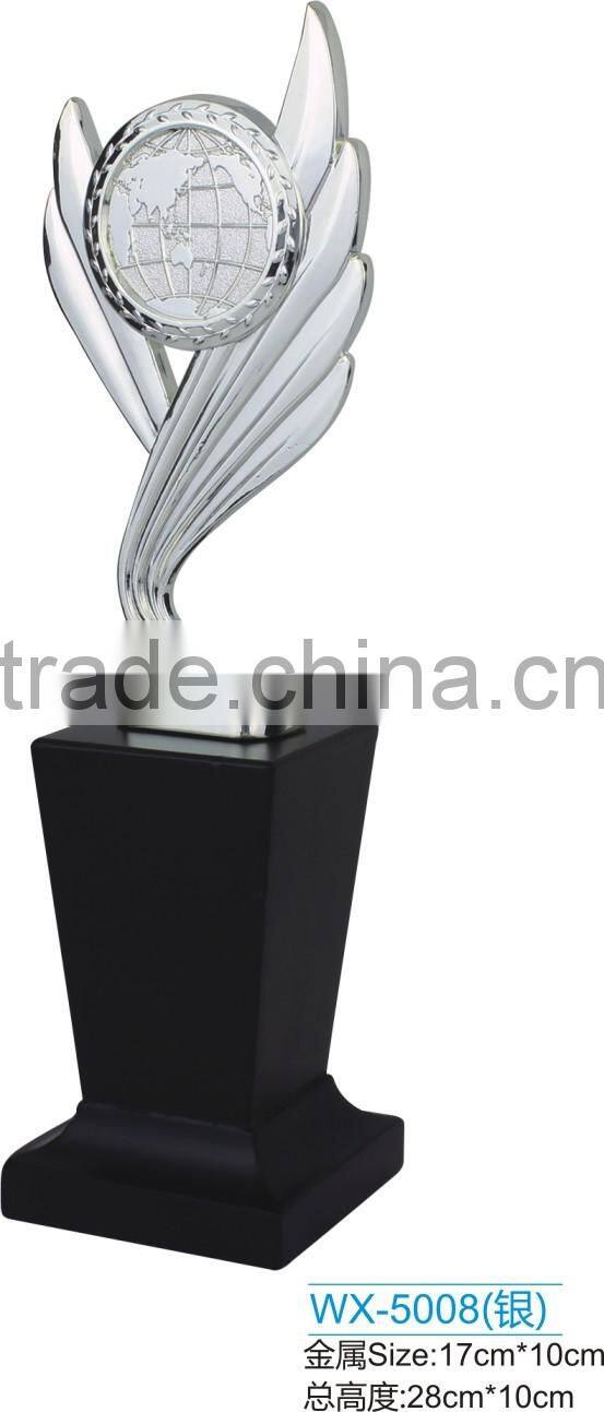 2016 High quality custom wooden base metal award trophies