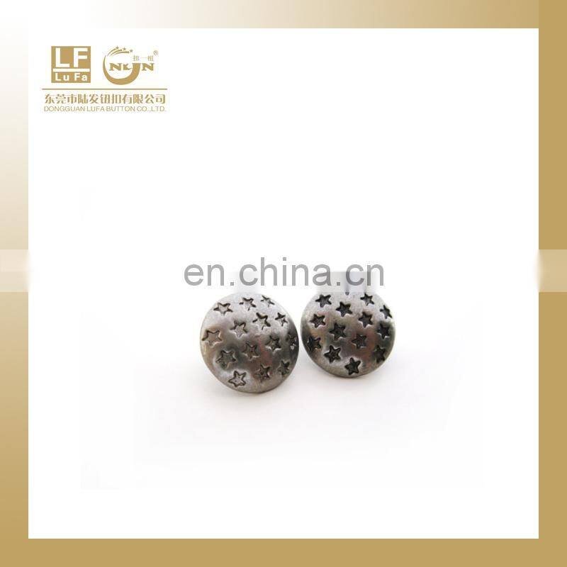brass metal star buttons