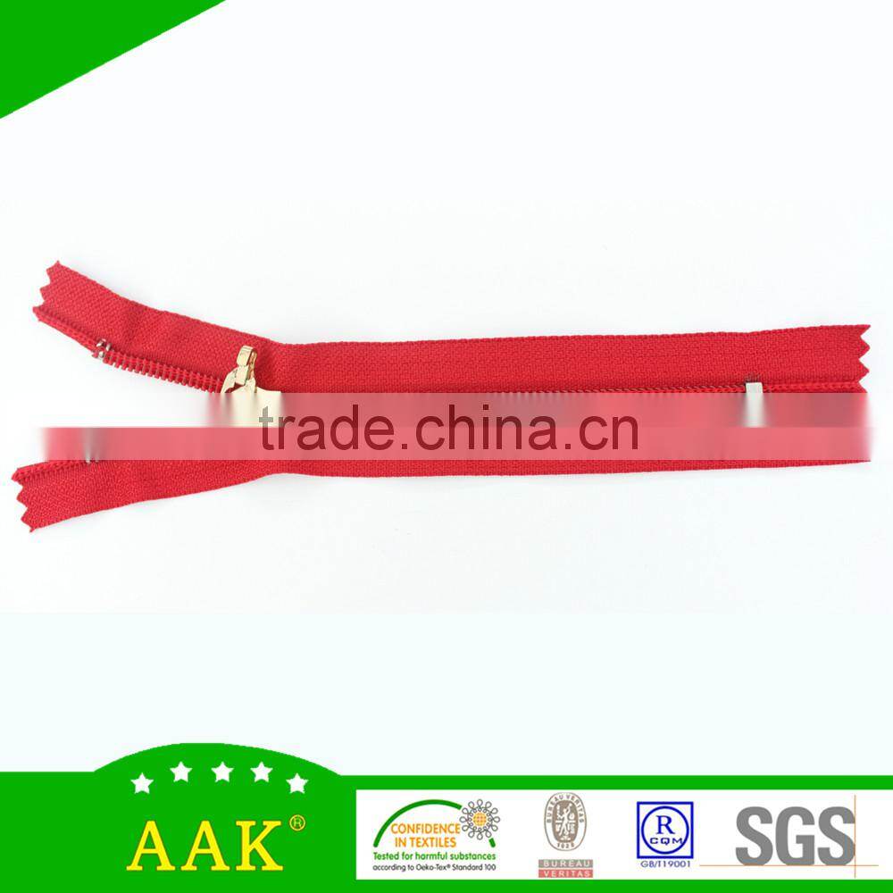 5# nylon zippers close end with removable hook puller