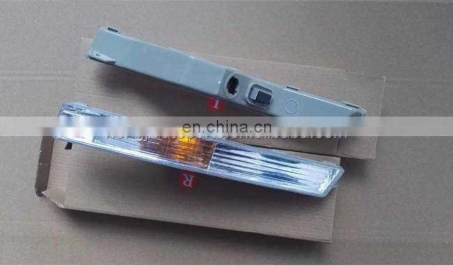 Front Bumper Lamp Turn light for Volkswagen passat B6 3C0953042E / 3C0953041E