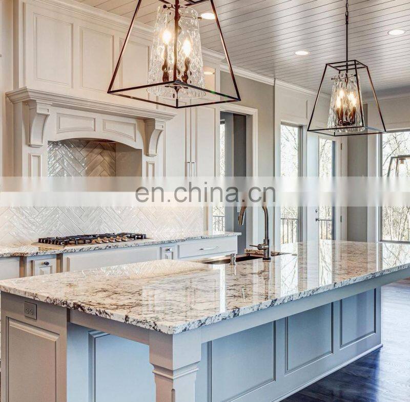 Superior Quality Solid Wood Modern Design Kitchen cabinet with cabinet handle
