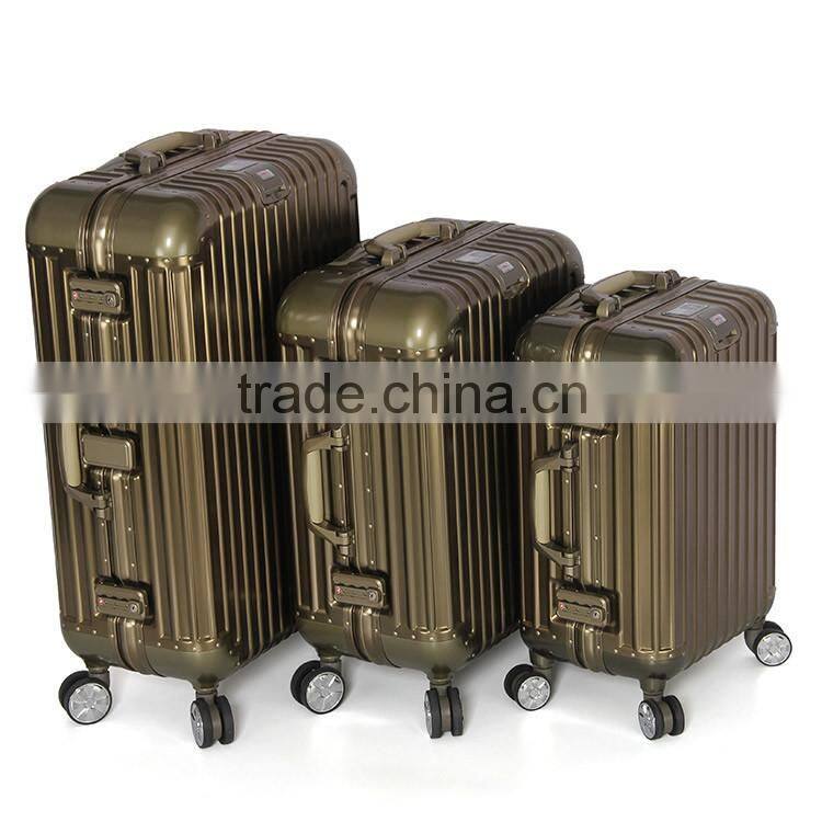 Guangzhou pro aluminum pilot aluminum hard trolley suit case with GPS detachable wheels