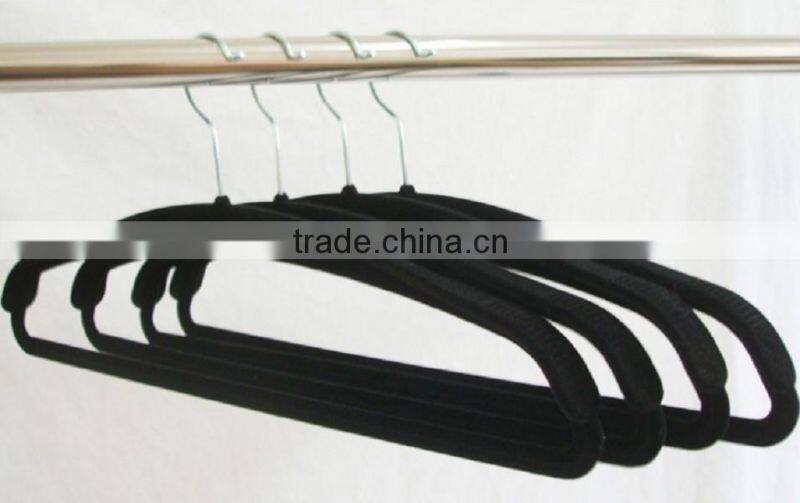 Wholesale New Designed Luxury Non-slip Velvet Hangers