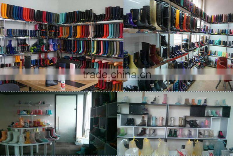 good quality Fashion cartoon short rainboot Children rainshoes children rain boot