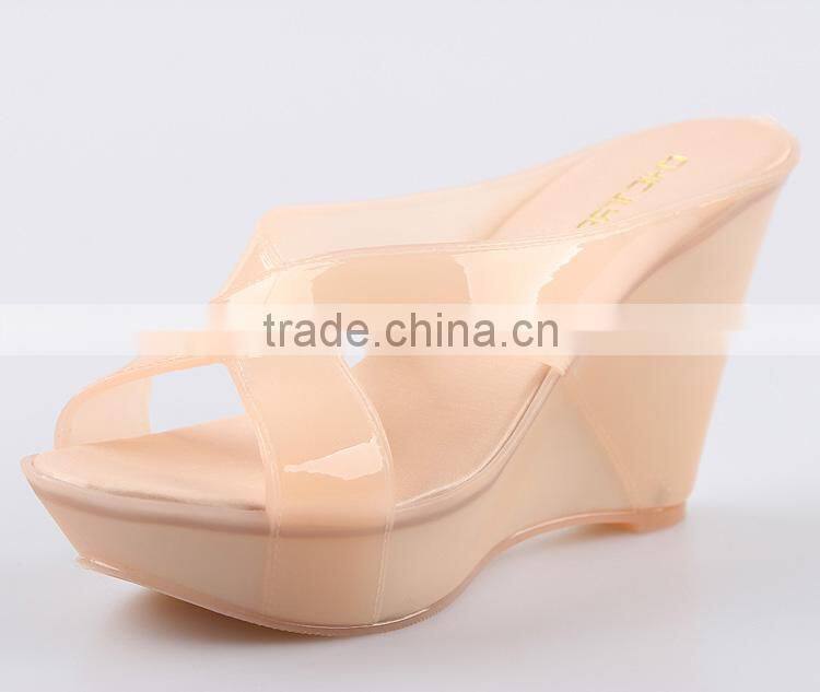 2016 Manufacturers newest design crystal straps jelly sandals wedge shoes FW16 pvc ladies shoes