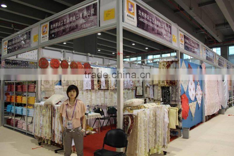 new design nice Lace table cloth