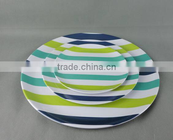 Rhombus black and white melamine plate