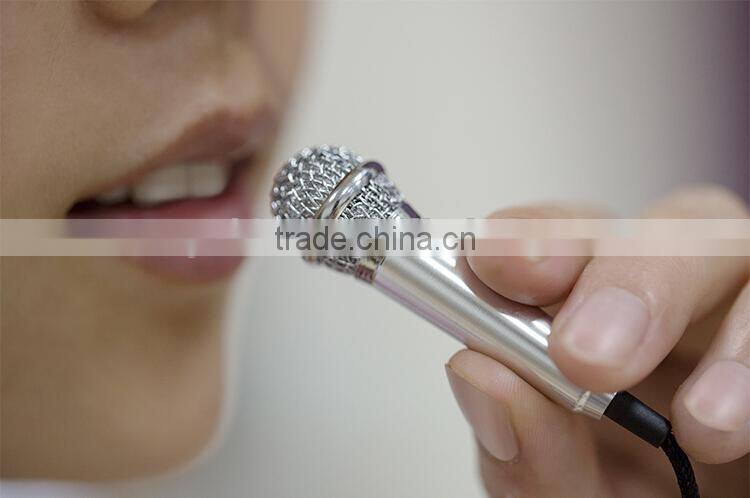 Microphone manufacturers hot selling mobile phone karaoke sing microphone mini mobile phone microphone