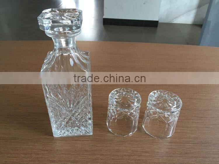 700 ml 500 ml embossed decorative glass wine bottle