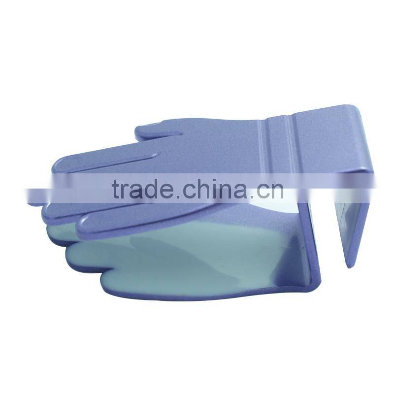 Hand shape lighter holder lighter clip for cigarette pack