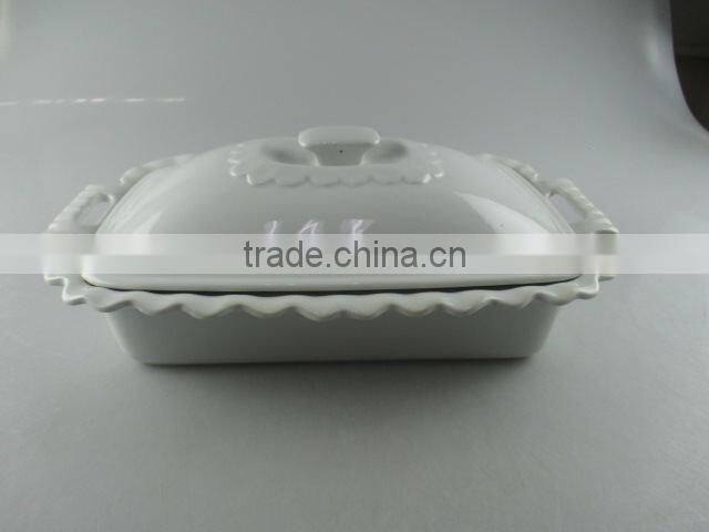 Stocklot large white ceramic cookware ,soup tureen with lid