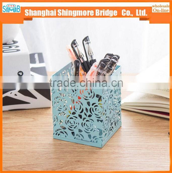 cheap wholesale good quality mental carved hollow pen holder for school and office