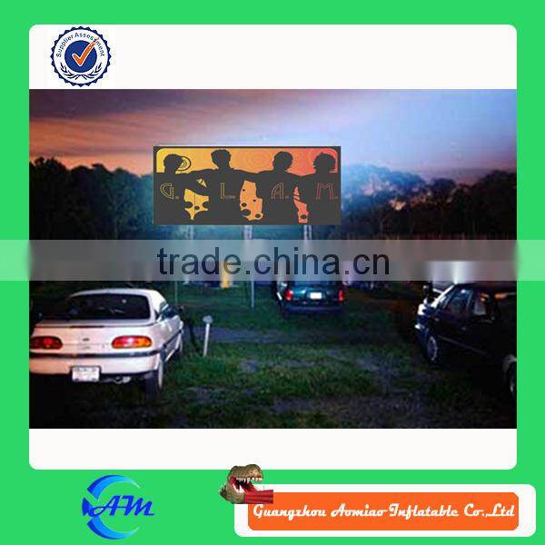 Aquascreen a floating inflatabel movie screen