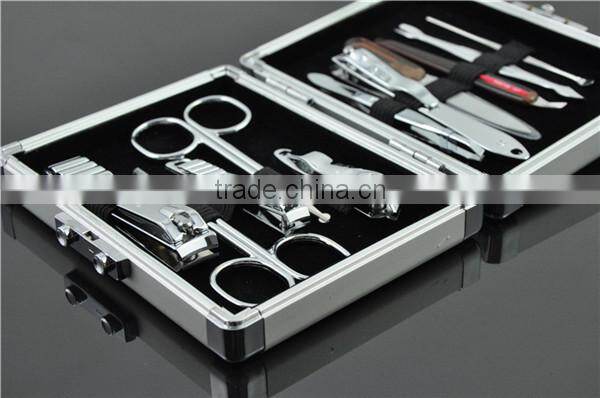 fashion ladies gift items with manicure set