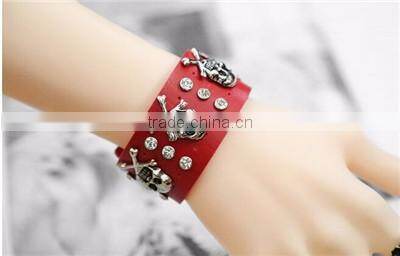 new style broader skull men bracelets with rivet and studs