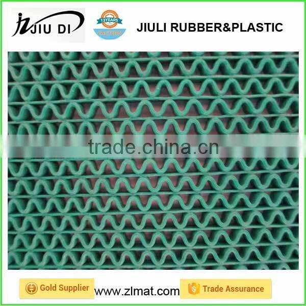 Green mesh pvc s mat used for water sports