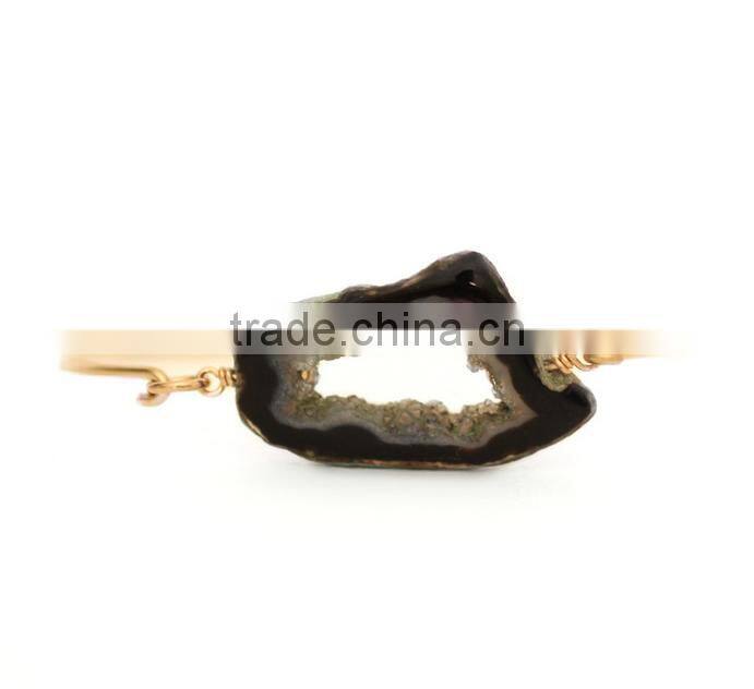 Engraved Leather Bracelet with Nameplate