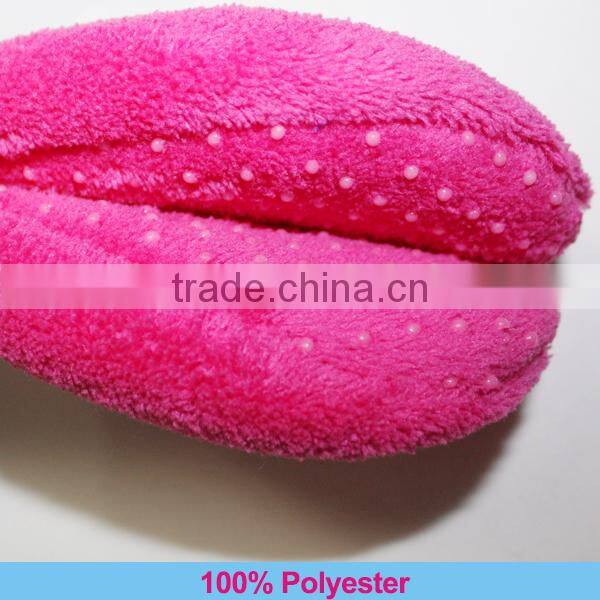 New design winter bedroom slippers with ball cute plush slippers