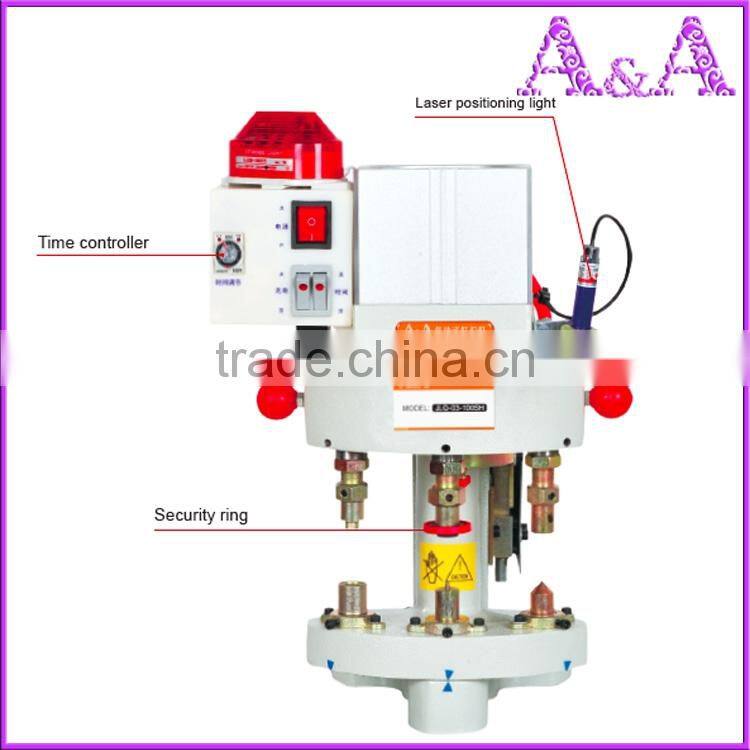 Automatic Plastic Snap Button Attaching Machine
