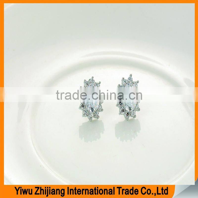 Fashion Sun Flower White Cubic Zircon Stone Earring