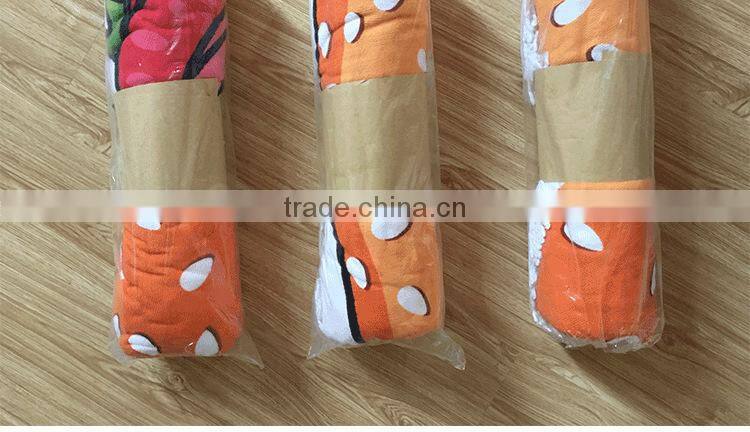 Microfiber screen print round beach blanket