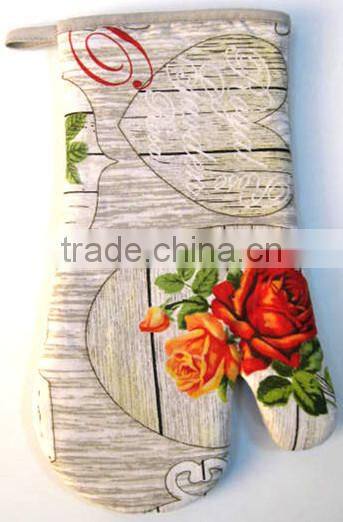 Cotton Twill Rose And Wood Grain Pattern Oven Mitt For Decoration