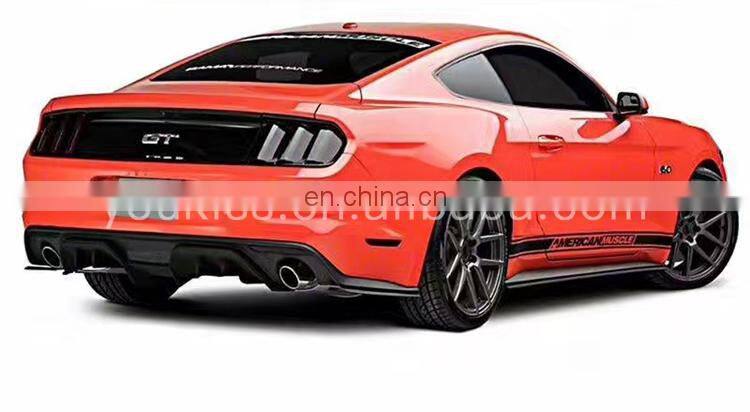 RTR style rear diffuser for ford mustang