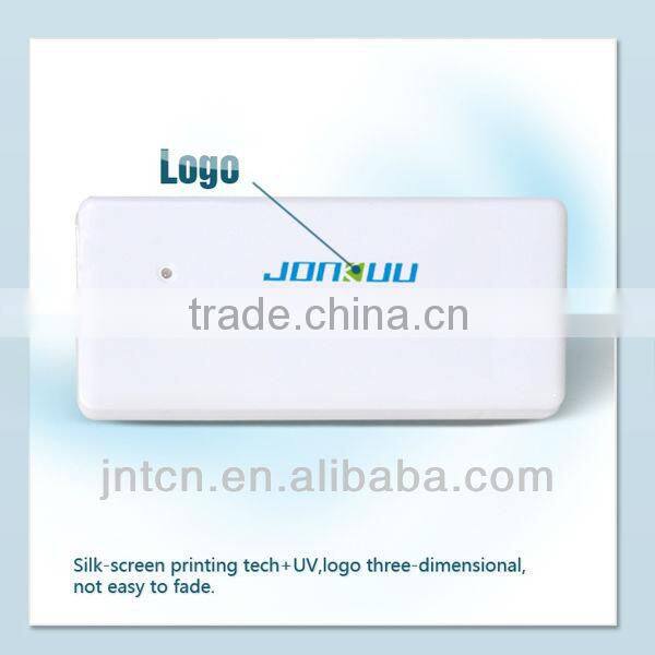 220V 4000/4400/5200/5600mAh universal portable plug-in mobile phone wall charger power bank with AC connector MP011