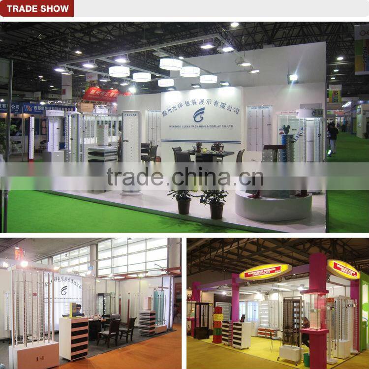 lockable optical frame stands