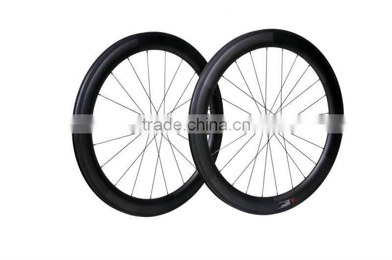 New Arrival Carbon Bicycle Clincher RimCarbon Aero Road Bike 60C Clincher Wheelset 60mm Clincher 60mm Stiffness Road Racing