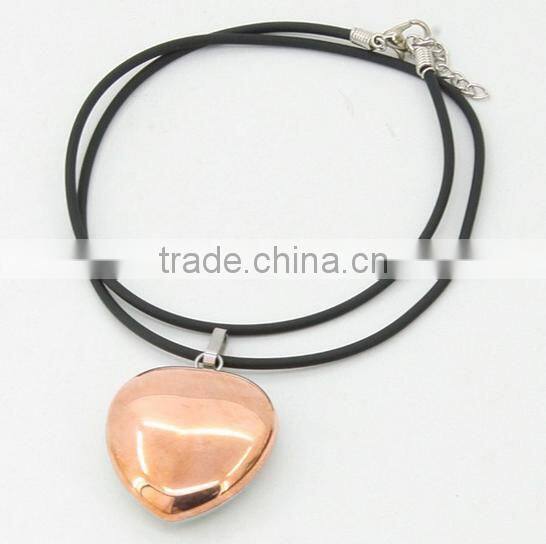 Unique bio energy jwelry with magnetic heart pendant in rose gold